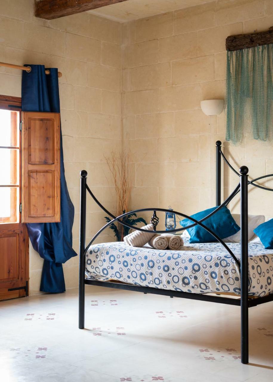Mood Farmhouse B&B Għarb Exteriör bild