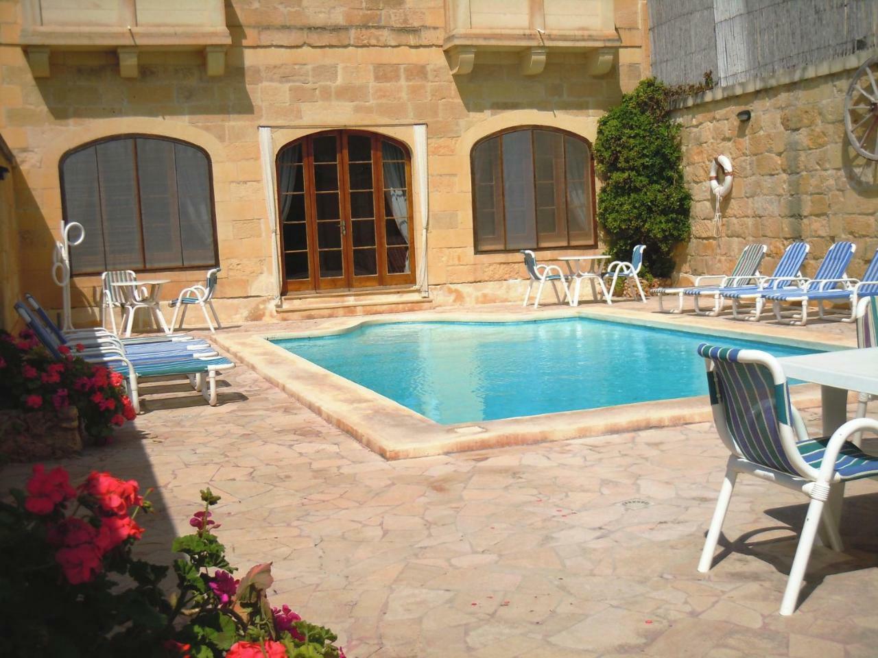Mood Farmhouse B&B Għarb Exteriör bild