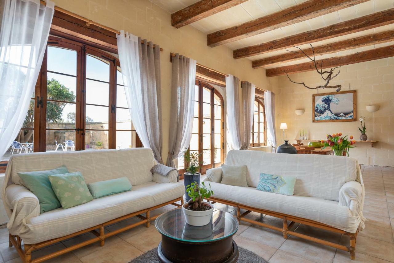 Mood Farmhouse B&B Għarb Exteriör bild